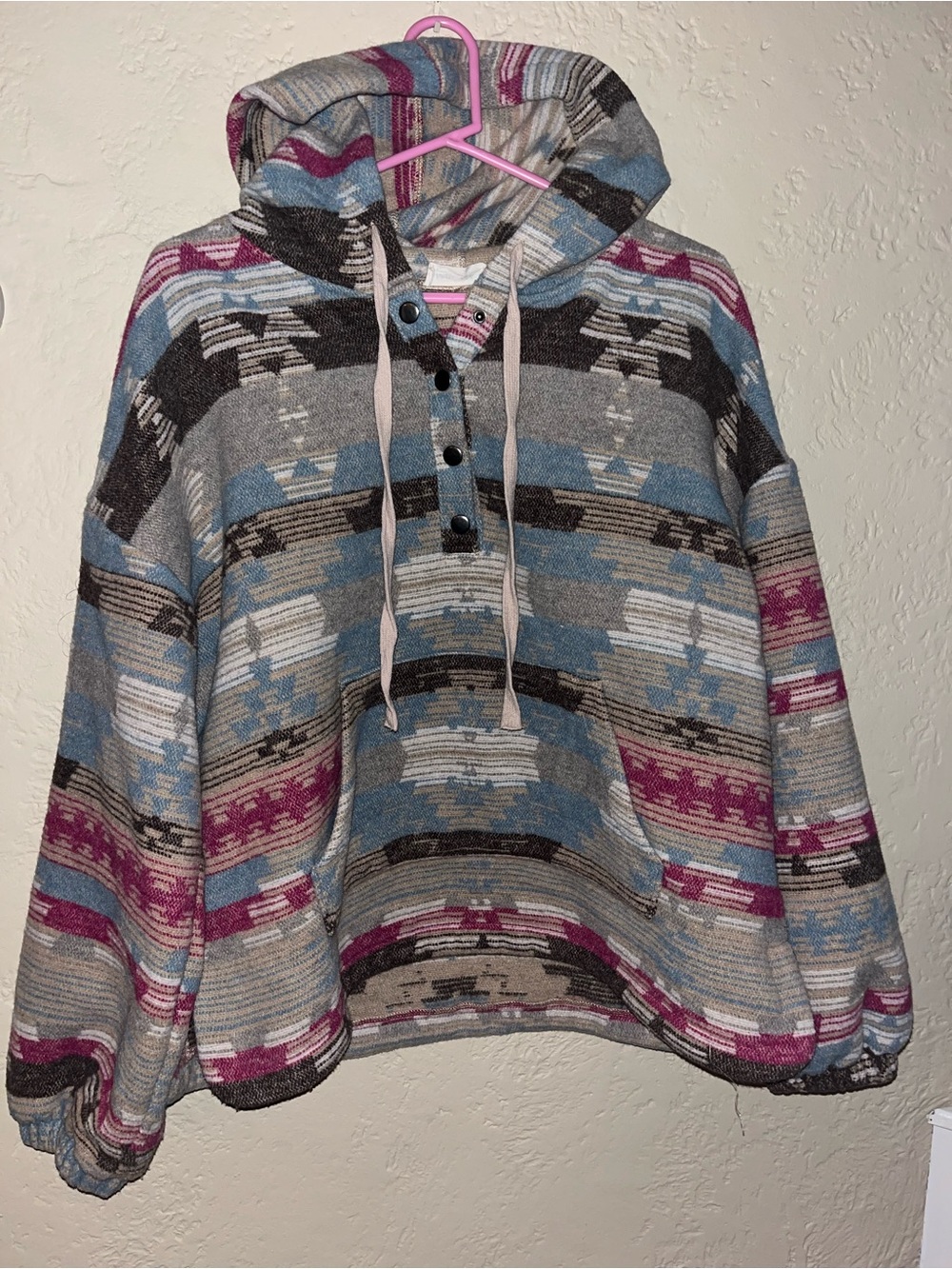 Aztec-Pattern Hooded Pullover Sweater in Gray, Blue & Pink - Picture 2 of 6